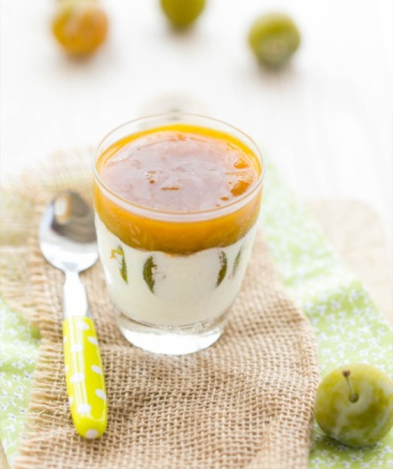 Verrine de fromage blanc aux reines-claudes