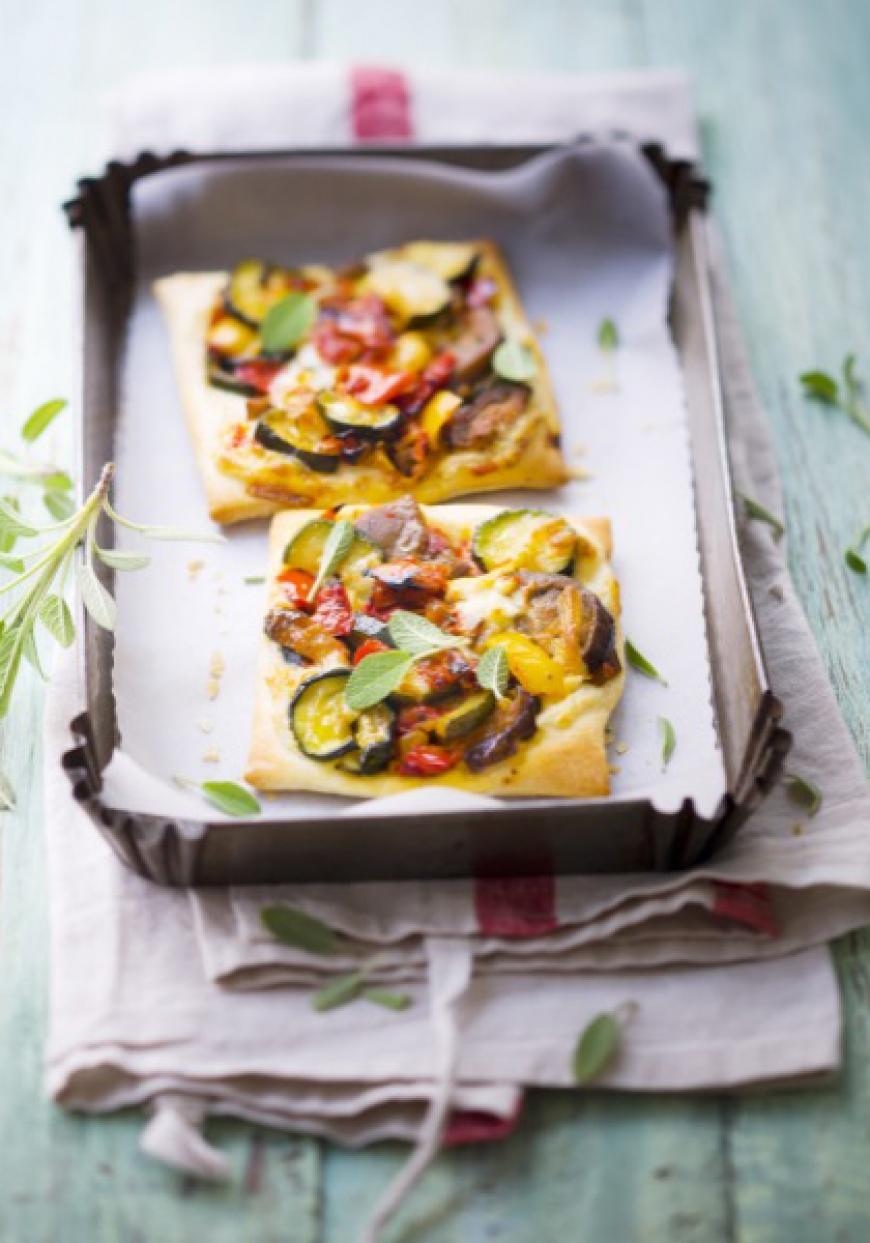 Petites tartes fines aux légumes du soleil