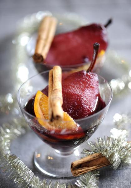 Poires pochées au vin chaud