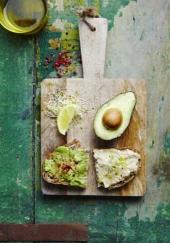 Tartines véganes au guacamole et à l&#039;houmous
