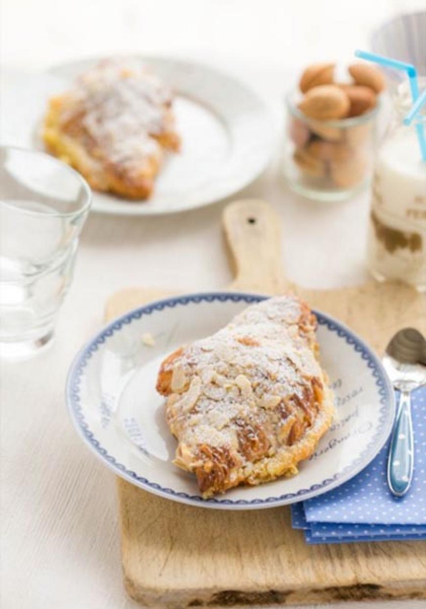 Croissants aux amandes