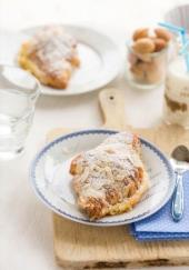 Croissants aux amandes