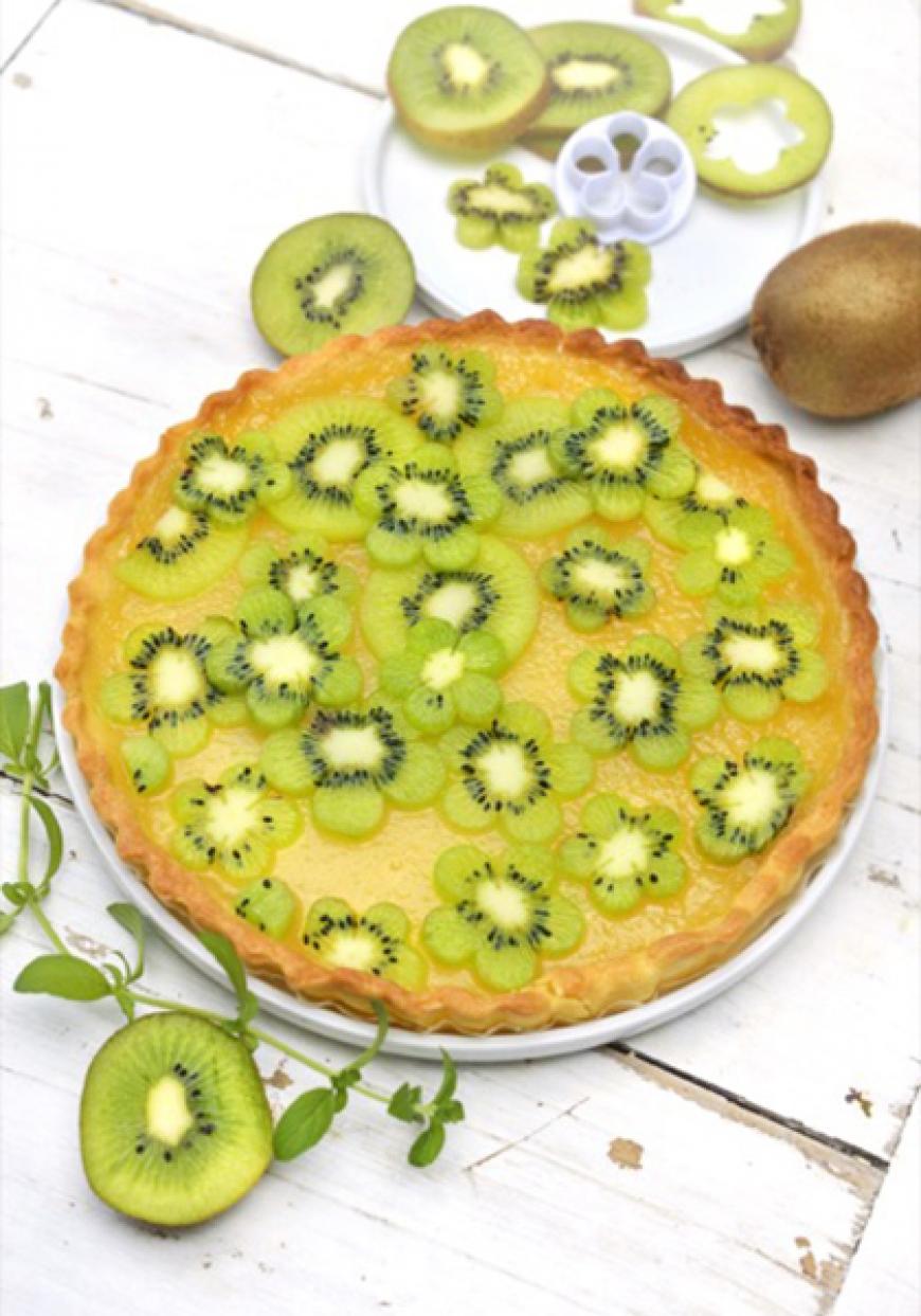 Tarte au citron et fleurs de kiwis