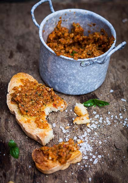 Cicchetti au pesto rosso