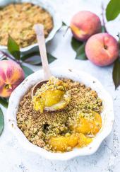 Crumble à partager aux pêches jaunes