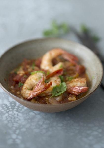 Tajine de crevettes aux tomates et à l&#039;ail