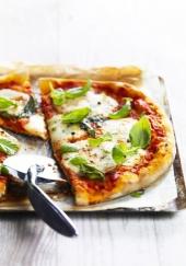 Pizza tomates mozzarella