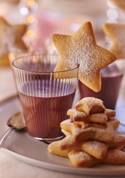 Chocolat chaud aux épices et sapin sablé