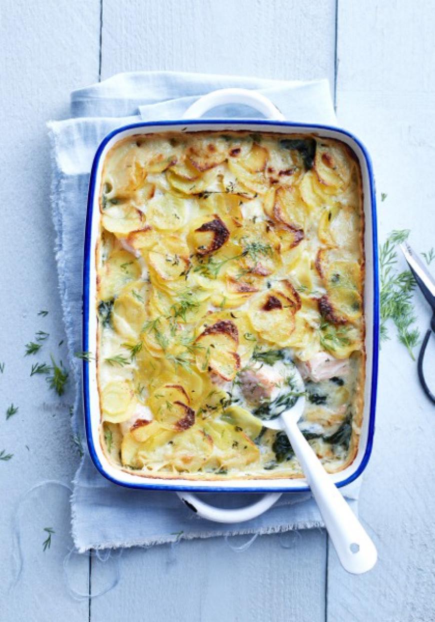 Gratin de pommes de terre, saumon et épinards